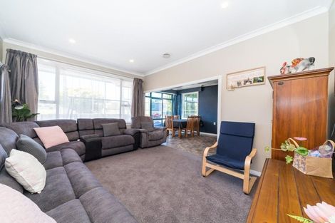 Photo of property in 28 Milton Street, Roslyn, Palmerston North, 4414