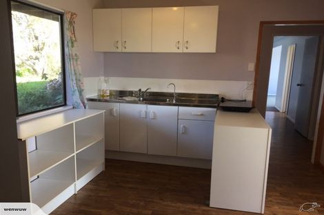 Photo of property in 36 Sunnyvale Road, Massey, Auckland, 0614