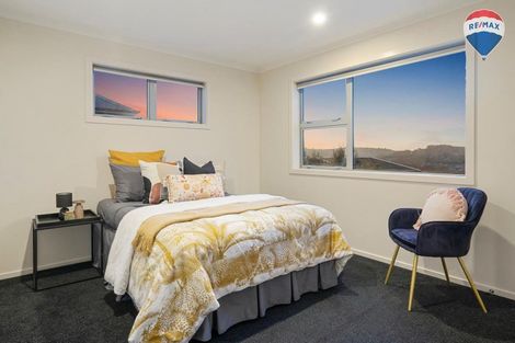 Photo of property in 137 Endeavour Drive, Whitby, Porirua, 5024