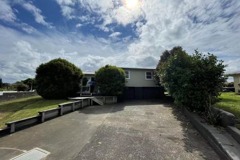 Photo of property in 18 Duke Avenue, Pukekohe, 2120