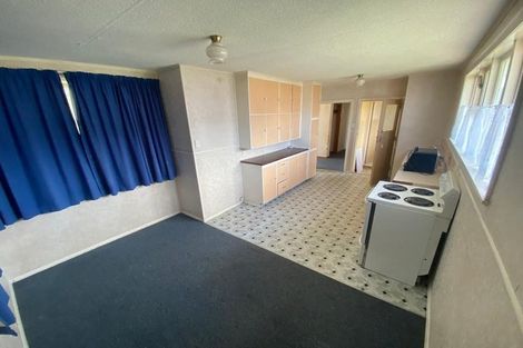 Photo of property in 2 Old Wairoa Road, Papakura, 2110