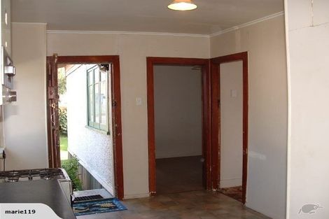 Photo of property in 1/12 Hinekohu Street, New Lynn, Auckland, 0600