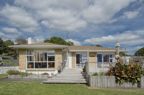 Photo of property in 1 Upland Street, Brookfield, Tauranga, 3110