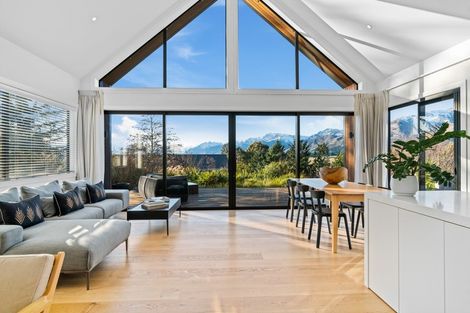 Photo of property in 3 Maude View Road, Hawea Flat, Wanaka, 9382
