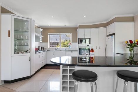 Photo of property in 16 Malibu Key, Papamoa Beach, Papamoa, 3118