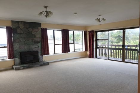 Photo of property in 16 Lewis Street, Blockhouse Bay, Auckland, 0600