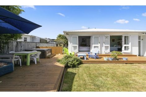 Photo of property in 3 Ruru Crescent, Heretaunga, Upper Hutt, 5018