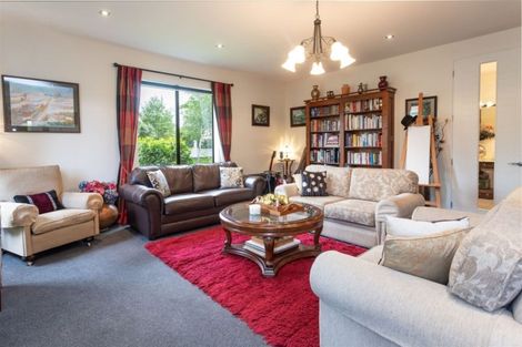 Photo of property in 64 Woodhurst Drive, Casebrook, Christchurch, 8051