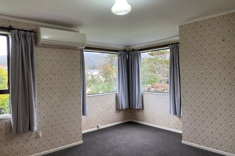 Photo of property in 343 Wellington Road, Wainuiomata, Lower Hutt, 5014
