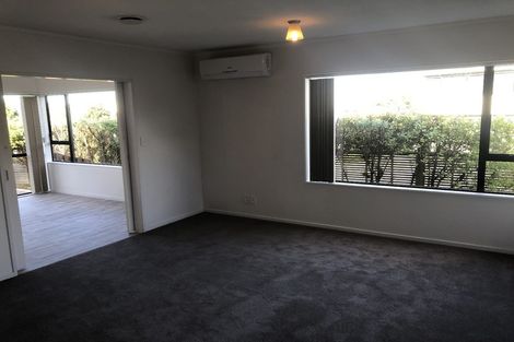 Photo of property in 2 Birkhall Grove, Strathmore Park, Wellington, 6022