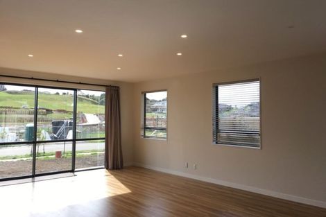 Photo of property in 32 Anne Burton Drive, Warkworth, 0910