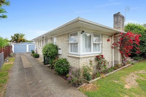 Photo of property in 21 Fuchsia Avenue, Pukete, Hamilton, 3200