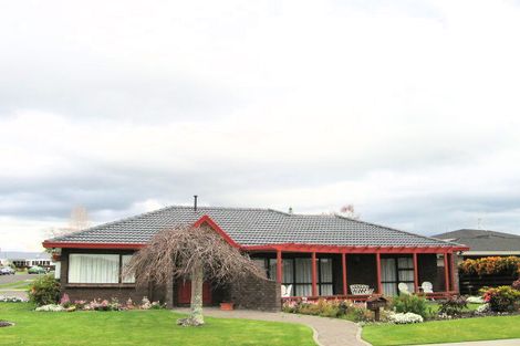 Photo of property in 76 Waratah Street, Matua, Tauranga, 3110