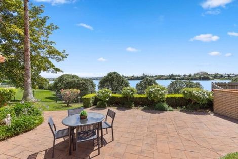 Photo of property in 88 Rushgreen Avenue, Pahurehure, Papakura, 2113