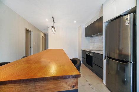 Photo of property in 64b Crestview Rise, Papakura, 2110