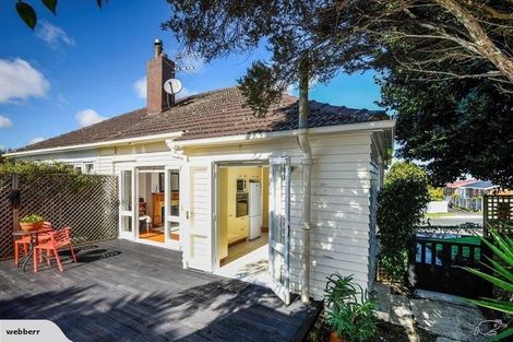 Photo of property in 81 Namata Road, One Tree Hill, Auckland, 1061