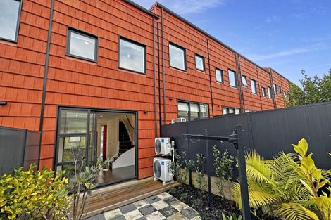 Photo of property in 61 Tuaiwi Street, Manukau, Auckland, 2104