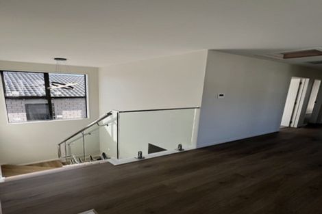 Photo of property in 1 Ripa Street, Flat Bush, Auckland, 2019