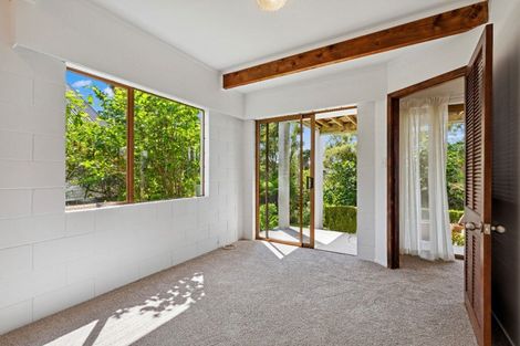 Photo of property in 35 Parr Terrace, Castor Bay, Auckland, 0620
