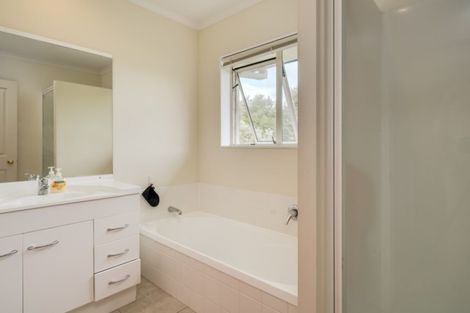 Photo of property in 16 Highmore Place, Brookfield, Tauranga, 3110