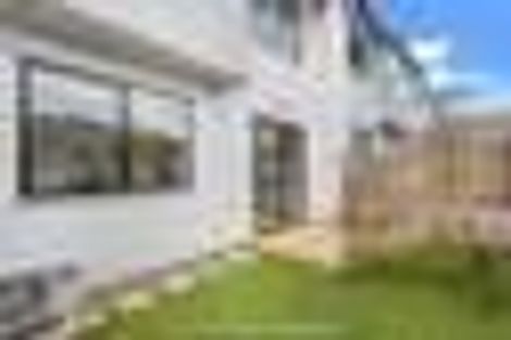 Photo of property in 5/60 Kelman Road, Kelston, Auckland, 0602