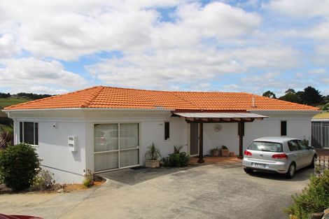 Photo of property in 3 Hibiscus Avenue, Cable Bay, 0420