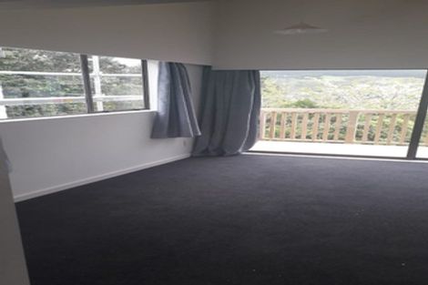 Photo of property in 81 Fyvie Avenue, Tawa, Wellington, 5028