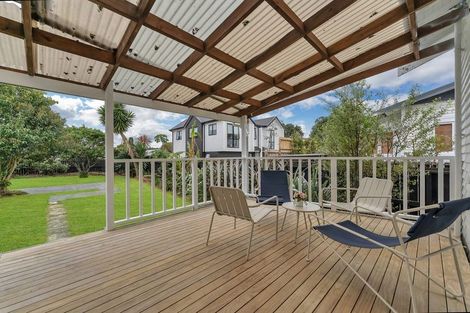 Photo of property in 41 Wairau Avenue, Avondale, Auckland, 1026
