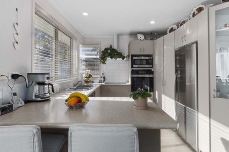 Photo of property in 38 Brackenburn Drive, Ohauiti, Tauranga, 3112