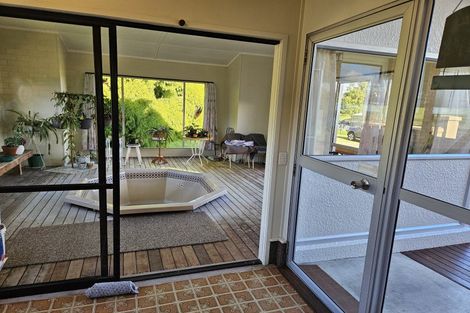 Photo of property in 384 Welcome Bay Road, Welcome Bay, Tauranga, 3175
