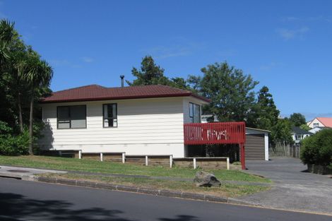 Photo of property in 26 Pemberton Avenue, Bayview, Auckland, 0629