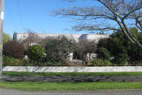 Photo of property in 25 Victoria Street, Carterton, 5713