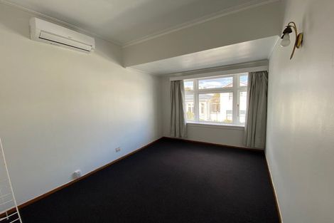 Photo of property in 11 Caroline Street, Mount Victoria, Wellington, 6011