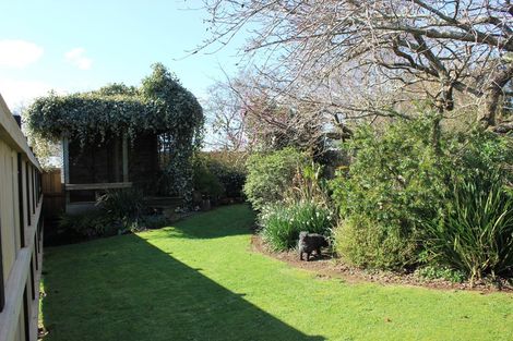 Photo of property in 1266 Egmont Road, Egmont Village, New Plymouth, 4372