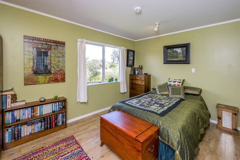 Photo of property in 3 Mavis Avenue, Waikawa Beach, Manakau, 5573
