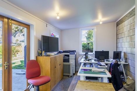 Photo of property in 76 Vigor Brown Street, Napier South, Napier, 4110