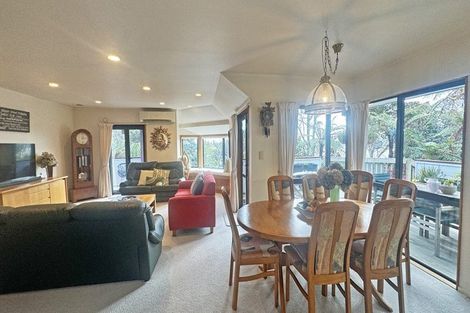 Photo of property in 19a Rangatira Road, Birkdale, Auckland, 0626