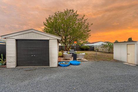 Photo of property in 24 Bournemouth Crescent, Aranui, Christchurch, 8061