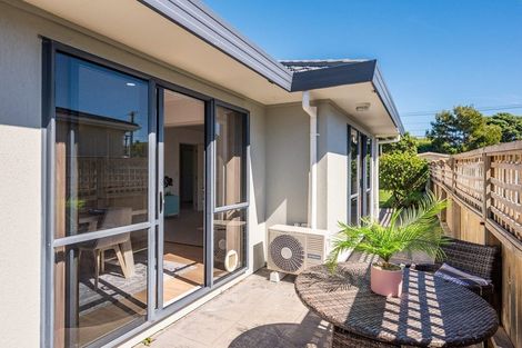 Photo of property in 82 Manly Street, Paraparaumu Beach, Paraparaumu, 5032