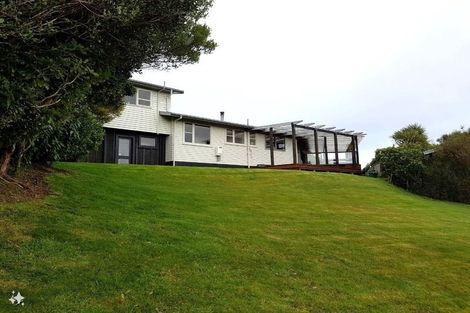 Photo of property in 17 Wattle Grove, Maungaraki, Lower Hutt, 5010