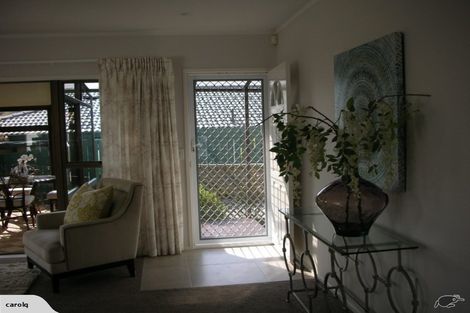 Photo of property in 2/123 Prince Regent Drive, Half Moon Bay, Auckland, 2012