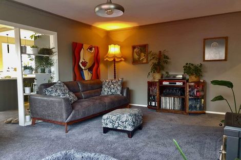 Photo of property in 5 Erin Crescent, Mairehau, Christchurch, 8013