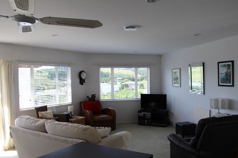 Photo of property in 3 Hibiscus Avenue, Cable Bay, 0420