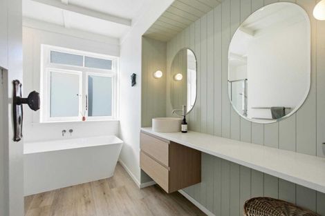 Photo of property in 167 Williams Street, Cambridge, 3434