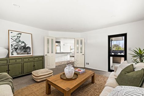 Photo of property in 17 Washington Place, Havelock North, 4130