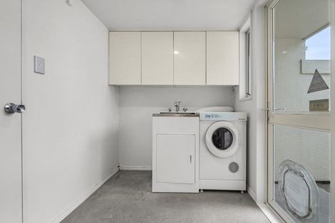 Photo of property in 95 Clyde Road, Ilam, Christchurch, 8041