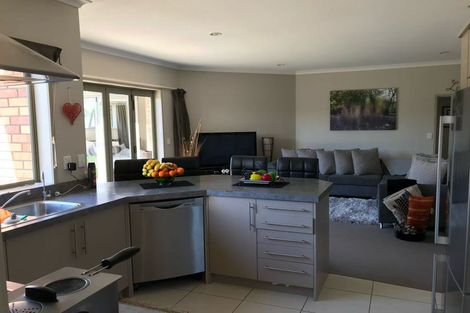 Photo of property in 27 Darjon Drive, Huntington, Hamilton, 3210