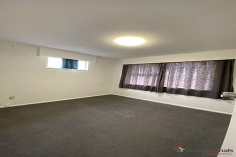 Photo of property in 119 Edgewater Drive, Pakuranga, Auckland, 2010