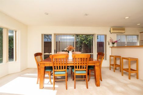 Photo of property in 5 Sudbury Court, Rototuna North, Hamilton, 3210