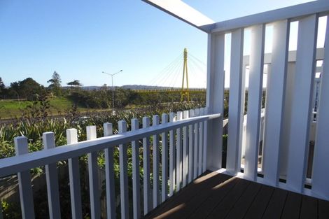 Photo of property in 27 Carder Court, Hobsonville, Auckland, 0618